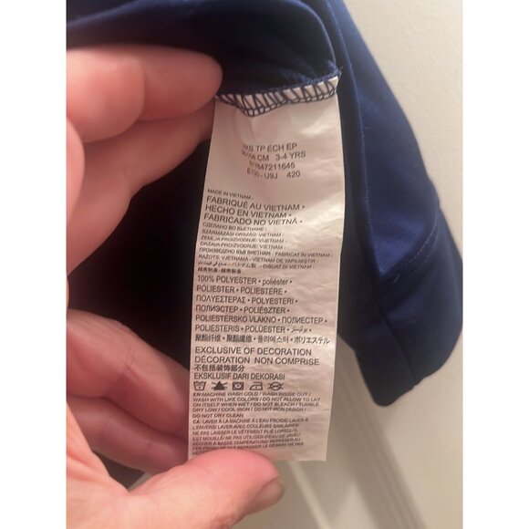 Nike - Picture 3 of 4